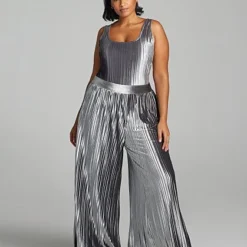 Fashion To Figure Rumi Velvet Wide Leg Pleated Pants