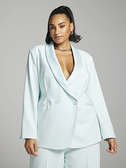 Fashion To Figure Teagan Satin Trim Single-Breasted Blazer 1 Fashion To Figure Teagan Satin Trim Single-Breasted Blazer