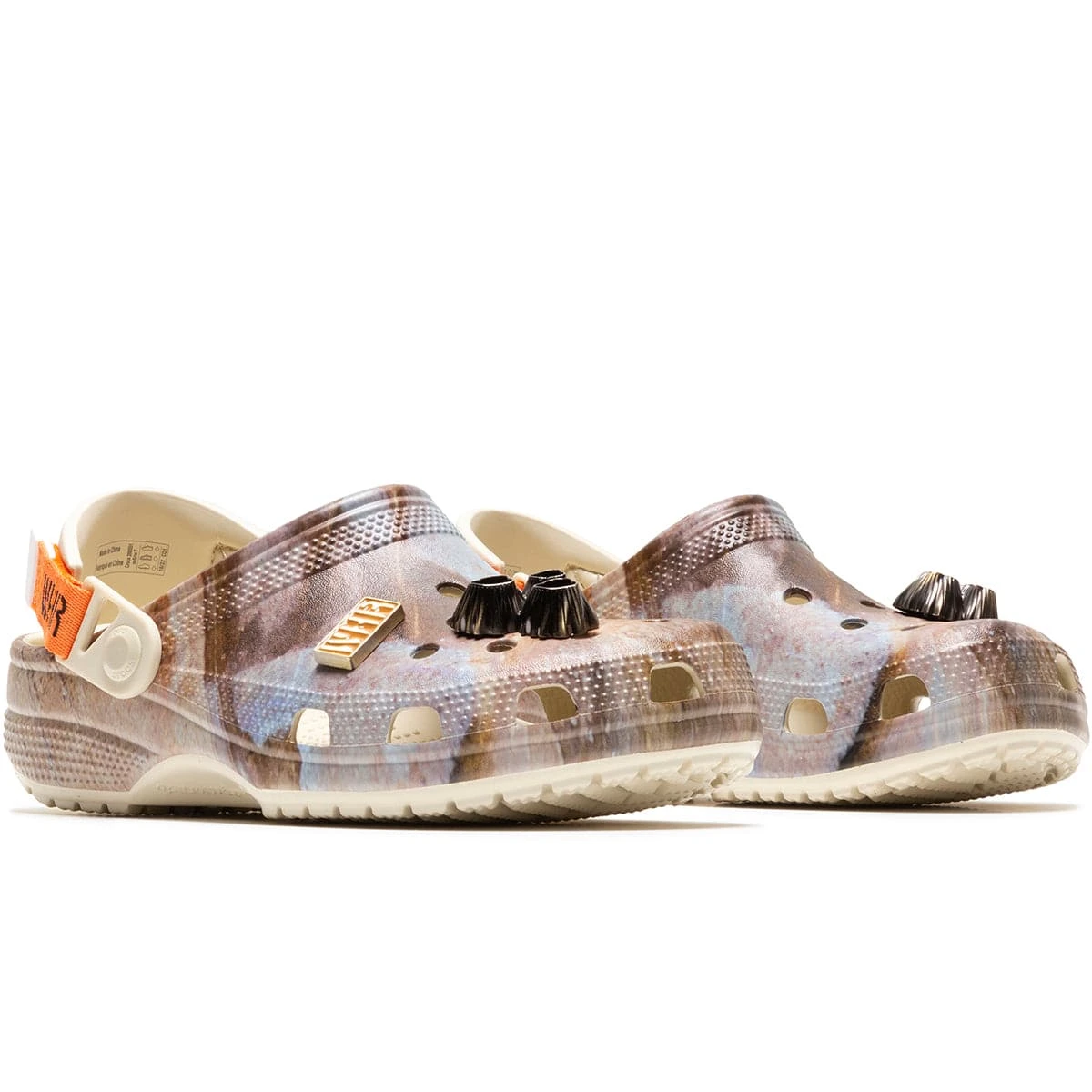 Crocs X WESTERN HYDRODYNAMIC RESEARCH CLASSIC CLOG 2 Crocs X WESTERN HYDRODYNAMIC RESEARCH CLASSIC CLOG - Image 2