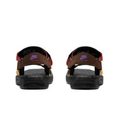 Nike ACG AIR DESCHUTZ+ -Pleasures SHOP NikeACGAIRDESCHULTZ SOLARFLAREACTIONGRAPE CINNABAR8DO8951 700 3