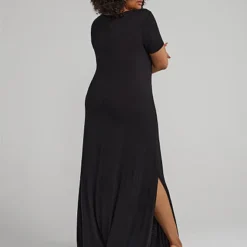 Fashion To Figure The Perfect T-Shirt Maxi Dress 8 Fashion To Figure The Perfect T-Shirt Maxi Dress -Pleasures SHOP handle 5608a660 9a9a 4ffb a5e5 3c6b40cea223