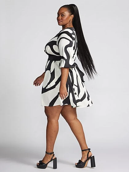 Fashion To Figure Amandla Abstract Print V-Neck Flare Dress 3 Fashion To Figure Amandla Abstract Print V-Neck Flare Dress - Image 3