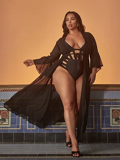 Fashion To Figure LaTisha Cover-Up Duster - Tabria Majors X FTF 4 Fashion To Figure LaTisha Cover-Up Duster - Tabria Majors X FTF - Image 4