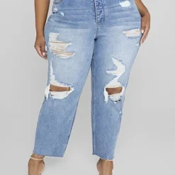 Fashion To Figure Mid Rise Relaxed Fit Crop Jeans 9 Fashion To Figure Mid Rise Relaxed Fit Crop Jeans -Pleasures SHOP x 6a58e6cb 9d59 4a4a 84c7 ee8772834c6b