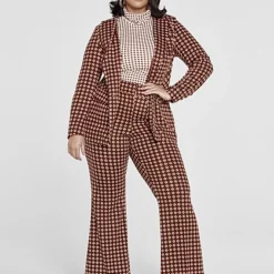 Fashion To Figure Giselle Diamond Print Blazer - Gabi Fresh X FTF -Pleasures SHOP x 7e86862d f4c3 42a9 a69d 215dc5a4594a