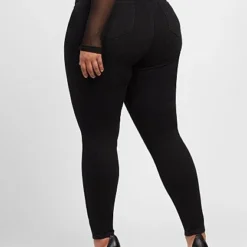 Fashion To Figure Black Curvy Fit Skinny Jeans - Short Inseam 7 Fashion To Figure Black Curvy Fit Skinny Jeans - Short Inseam -Pleasures SHOP x 82cb2f5c c06e 4011 b9f6 26083f0a92f7