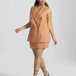 Fashion To Figure Ottavia Sleeveless Blazer