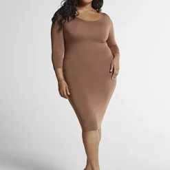 Fashion To Figure Signature - Everyday Midi Dress