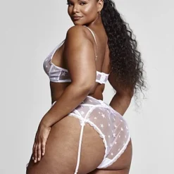 Fashion To Figure Danica Bra And Panty Set With Garter